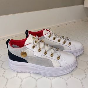 Puma X Balmain Woman’s Low-top sneakers